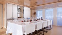 Motor yacht LA PELLEGRINA -  Formal Dining